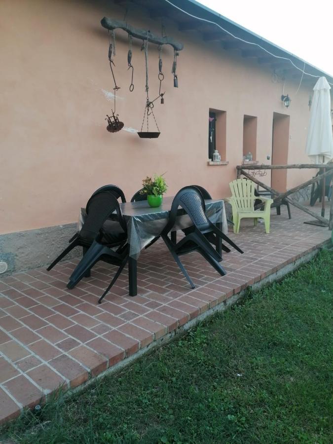 Casale Cavatella Bed and Breakfast Sermoneta Exteriör bild