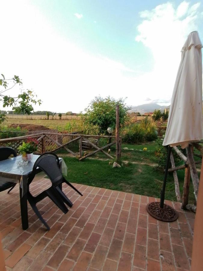 Casale Cavatella Bed and Breakfast Sermoneta Exteriör bild