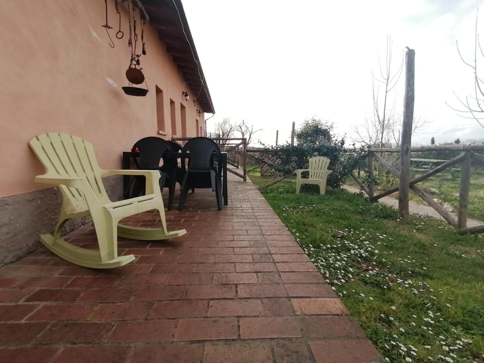 Casale Cavatella Bed and Breakfast Sermoneta Exteriör bild