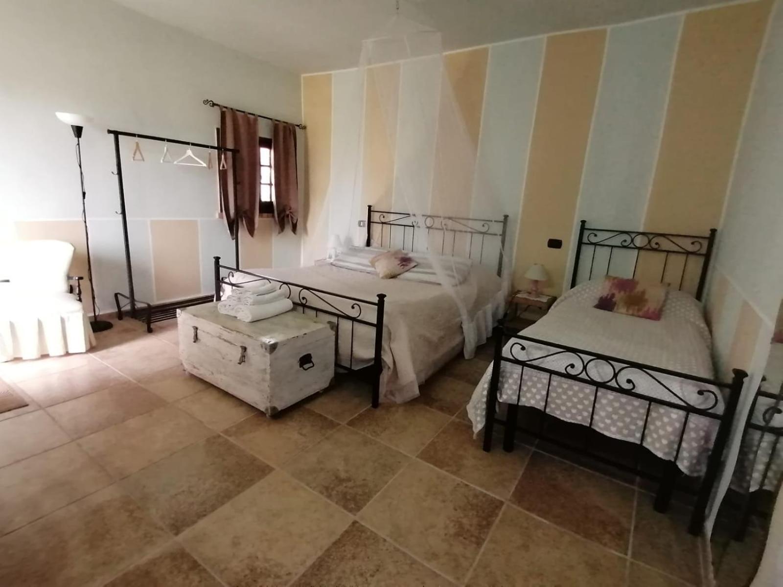 Casale Cavatella Bed and Breakfast Sermoneta Exteriör bild