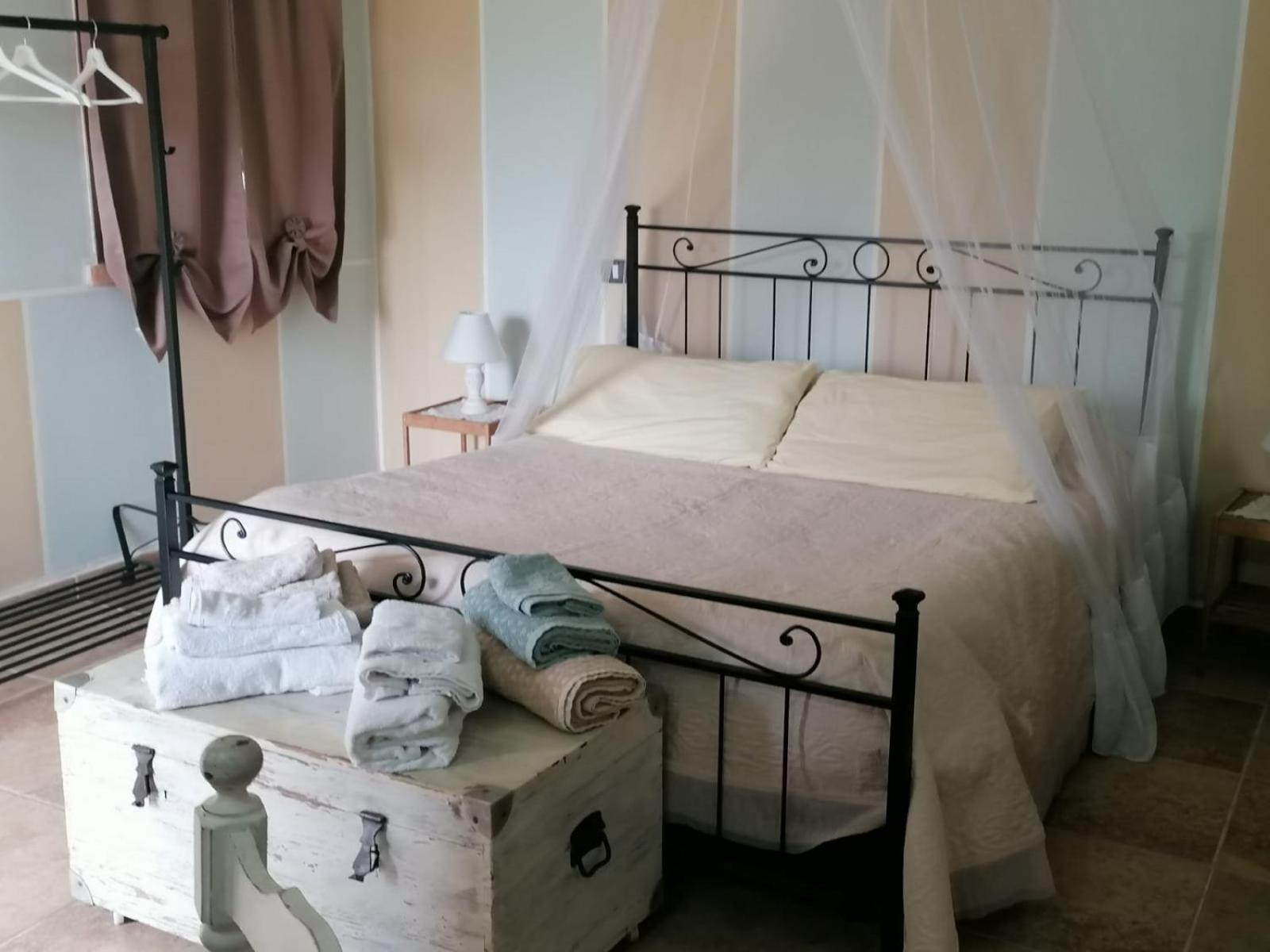 Casale Cavatella Bed and Breakfast Sermoneta Exteriör bild