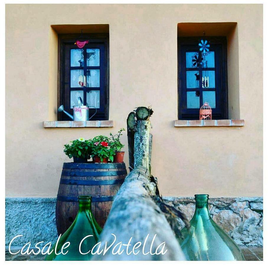 Casale Cavatella Bed and Breakfast Sermoneta Exteriör bild